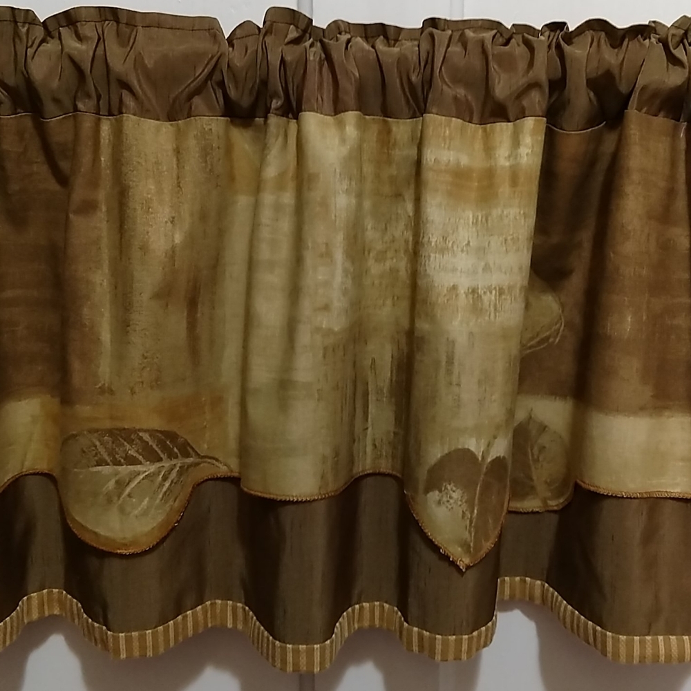 Leaf pattern homemade reversible valances